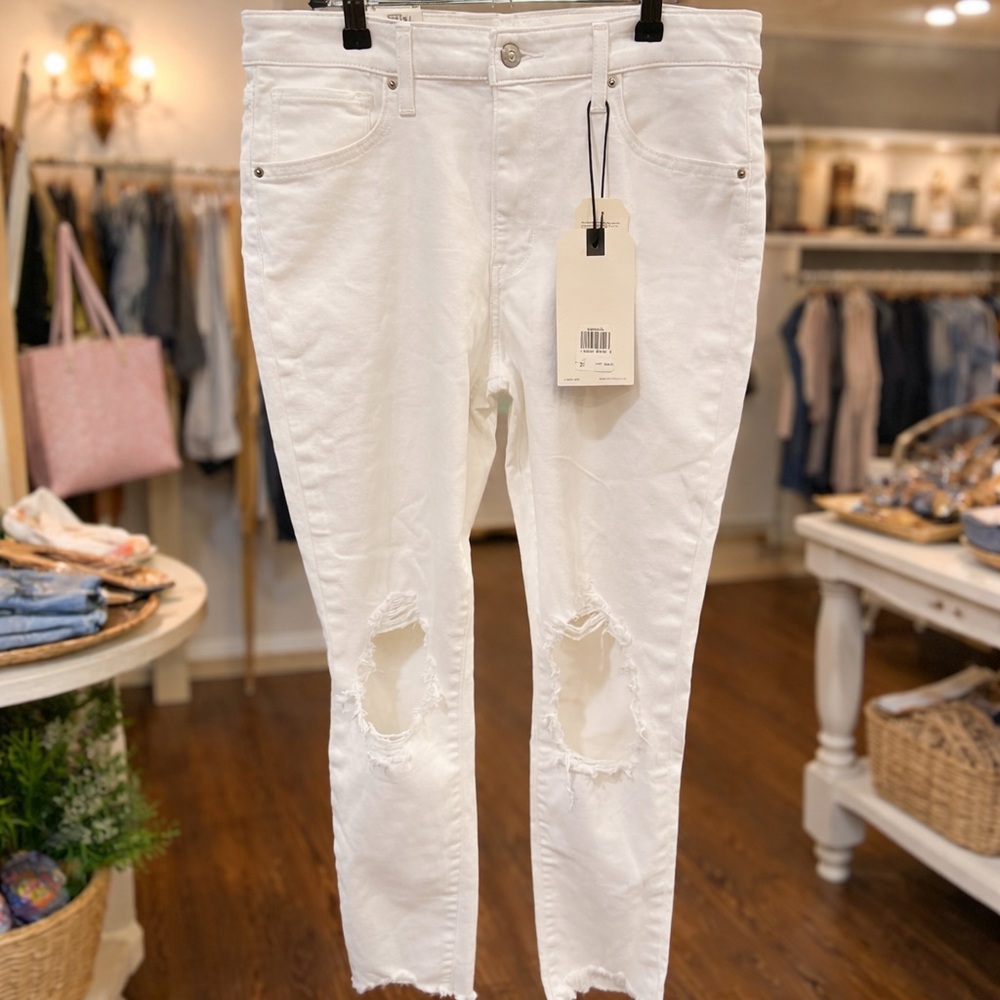 Levi's White Distressed Cropped Ankle Jeans